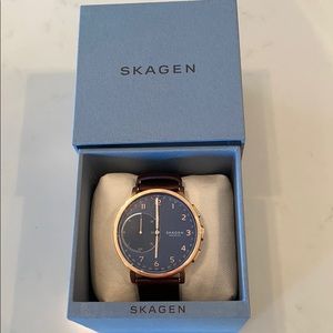 Like New Skagen Connected Men’s Leather Watch